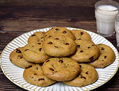Cookies and Milk on a plate and glass